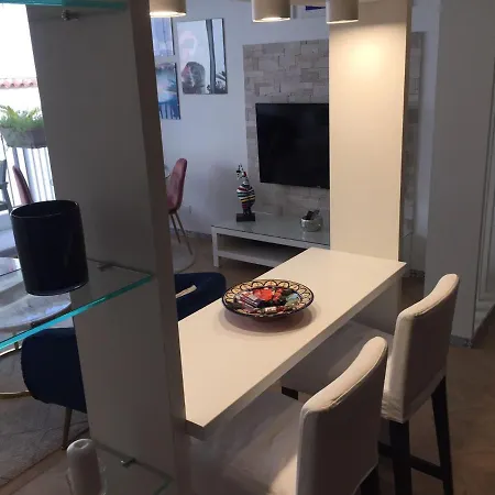 Appartement Style Architecte Proche De La Plage Cannes Exterior photo