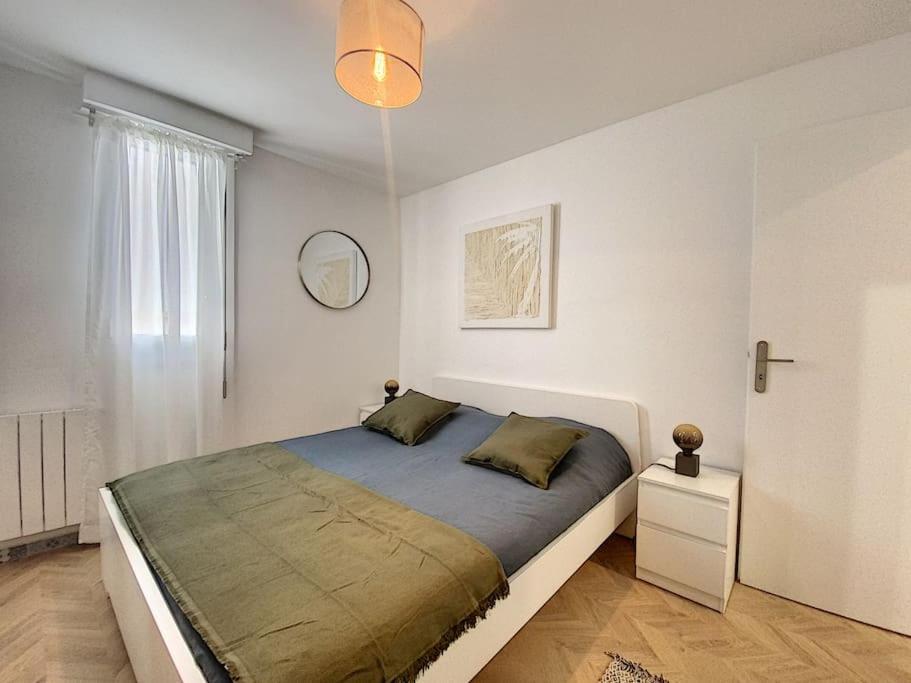 Apartment Style Architecte Proche De La Cannes
