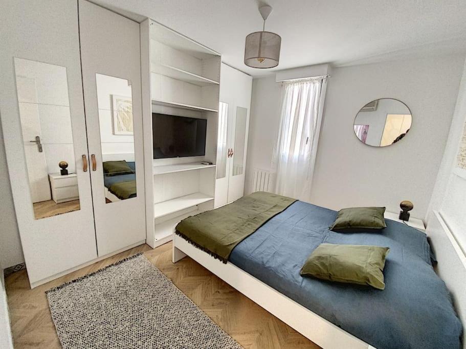 Style Architecte Proche De La Apartment