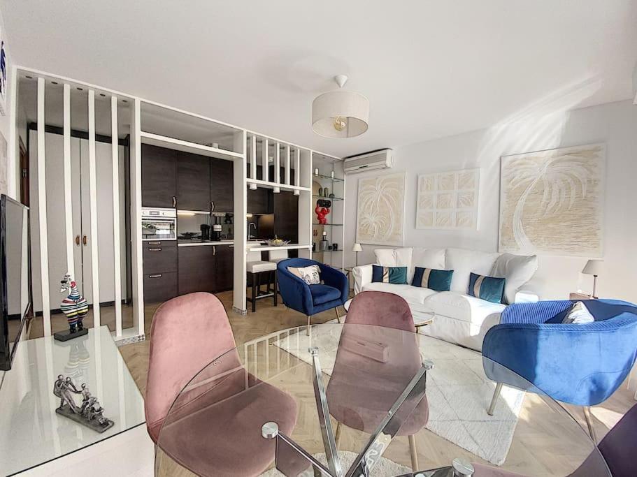 Style Architecte Proche De La Apartment