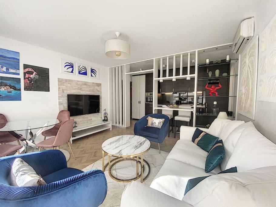 Apartment Style Architecte Proche De La Cannes